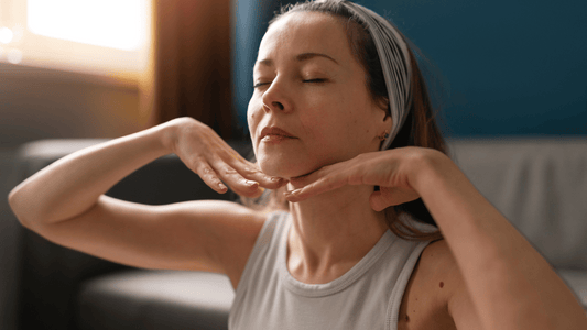 Le guide de l’auto-massage éveillant en 3 minutes